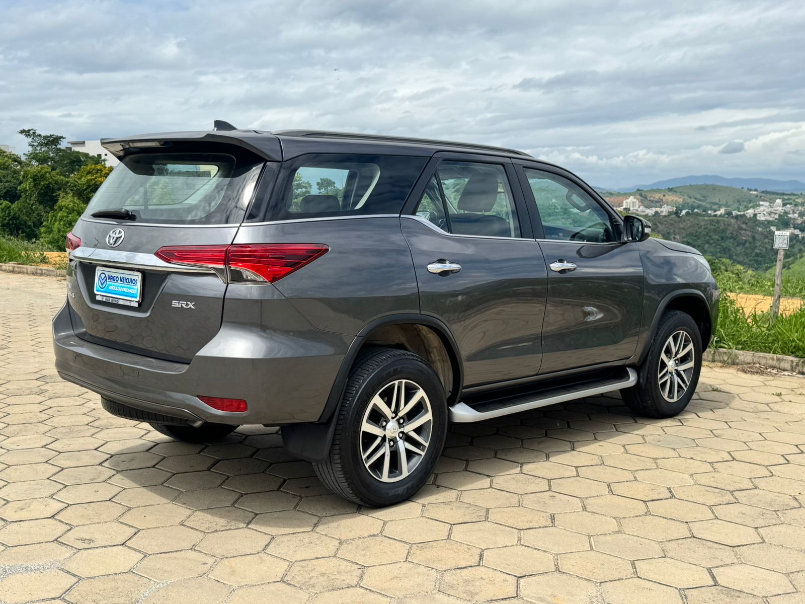 SW4 SRX 7 LUGARES 